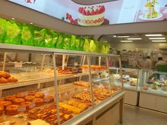 面包甜点陈列柜-心岸(小西沟店)