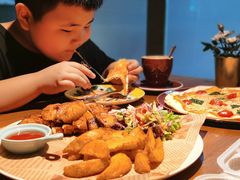 -JINNS锦时 steak&pizza(浸信会礼拜堂旧址店)