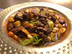新疆大盘鸡-清真·卡德尔大叔新疆主题餐厅(龙汇路店)