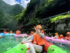 -安吉龙王山峡谷漂流