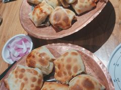 -幸福的烤包子·新疆菜
