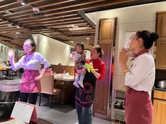 -海底捞火锅鲜切牛肉主题店(长寿路店)
