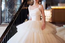 -艾米丽婚纱礼服