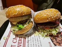 -The Habit Burger Grill 哈比特汉堡(复兴soho店)