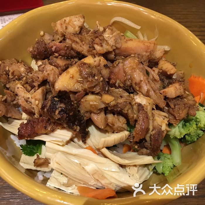 娄记烤肉拌饭 孜然烤肉拌饭