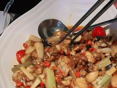 紫苏香辣牛蛙-凤凰湘语·湘粤鲜融(浦东旗舰店)