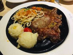 -豪客来牛排(重庆三峡广场步行街1704店)
