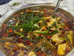 -乡土特色.冷锅鱼.牦牛肉汤锅