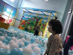 -蒙特利亲子乐园