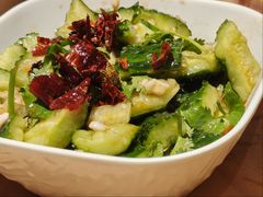 拍黄瓜-木屋烧烤(岗顶二店)