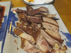 甜皮鸭小份-曾三娘翘脚牛肉