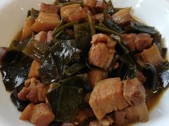 海带红烧肉-天隆酒店·本地海鲜鲁菜(烟台大学店)