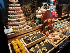 -雍容荟帝王蟹活龙虾展台自助(IFS黑金店)