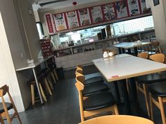 用餐区-上海紫彤友联生煎(金沙井店)