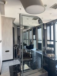 -TOP HAIR SALON