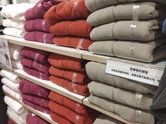 -优衣库(威海威高购物中心店)