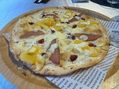 红酒雪梨水果脆薄饼-圣彼得堡观江俄餐厅(中央大街黑金冠店)