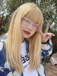 -AYO SALON