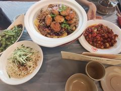 -肥肥虾庄·金牌油焖大虾(东湖欢乐谷店)