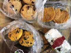 -拢香糕点(万达店)