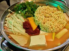 -富乐满 炸鸡&韩国料理 불로만(虹泉路店)