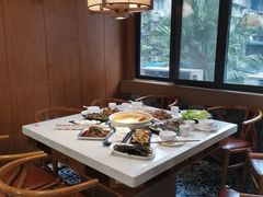 -土连锅·现熬养生汤锅(梁家巷店)