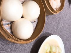 -香港百合居(LCM置汇旭辉广场店)