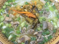 鸡汤米线-正宗李家土鸡米线店