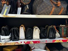 -玉凡奢侈品黄金回收