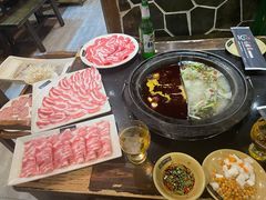-唇辣号重庆老火锅(亦庄店)
