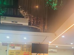 -东记炭炉·海鲜鸡煲(龙华店)