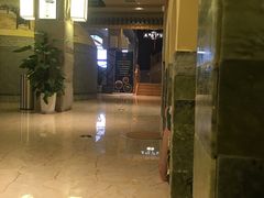 -菲拉拉漫温泉(东环路店)