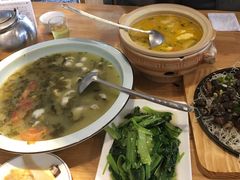 -兔行天下-鸿鹤鲜锅兔(中海国际店)