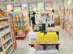 -好特卖HotMaxx(杭州滨江宝龙城店)
