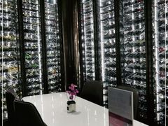-wineapp葡萄酒餐吧(外滩金融中心店)