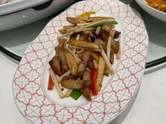 -千灯盛汇·头牌粤菜(致越优城店)