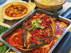 江湖肥肠烤鱼-刘栋梁大排档(淮海东路店)