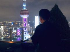-FLAIR顶层餐厅酒吧(浦东丽思卡尔顿酒店)