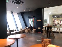 大堂-星巴克(温州银泰大西洋店)