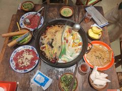 -周小明火锅(黑金冠社区店)