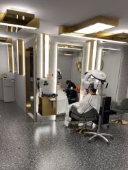 -即型男士理发工作室
