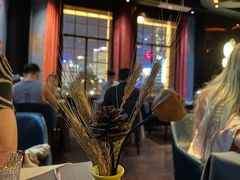 餐具摆设-YUE·6·西式融合餐厅(外滩六号店)