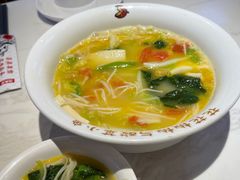 -渝是乎酸菜鱼·川渝小炒(新世界百货望京店)