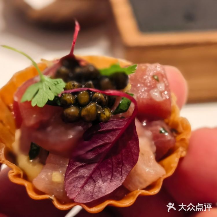 我还是愿意称偲厨为成都法餐综合第一！因为这两个人[得意]