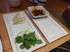 -娜仁图雅蒙古美食村(33小镇店)