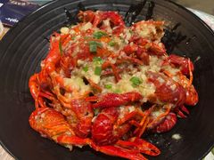 -巴厘龙虾·榜首油焖大虾(音乐学院·沿江酒馆店)