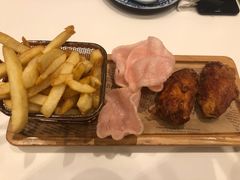 酥炸鸡翅配薯条-龙记香港茶餐厅(久光百货店)