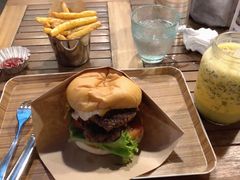 -BURGER BRO'S