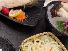 -湊湊火锅·茶憩(打浦桥日月光店)