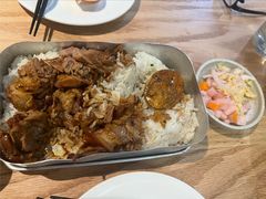 招牌肘子浇汁米饭-有肉食·虎九闽菜(798艺术区店)